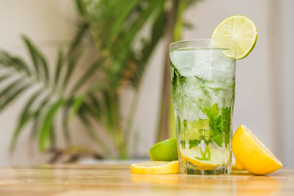 Lemons and lime garnish
