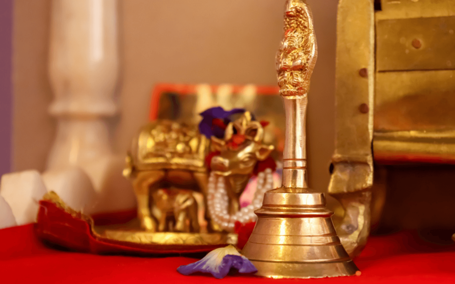 decorative items for pooja room